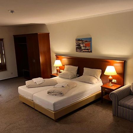Hotel Hanseatischer Hof Любек Екстер'єр фото