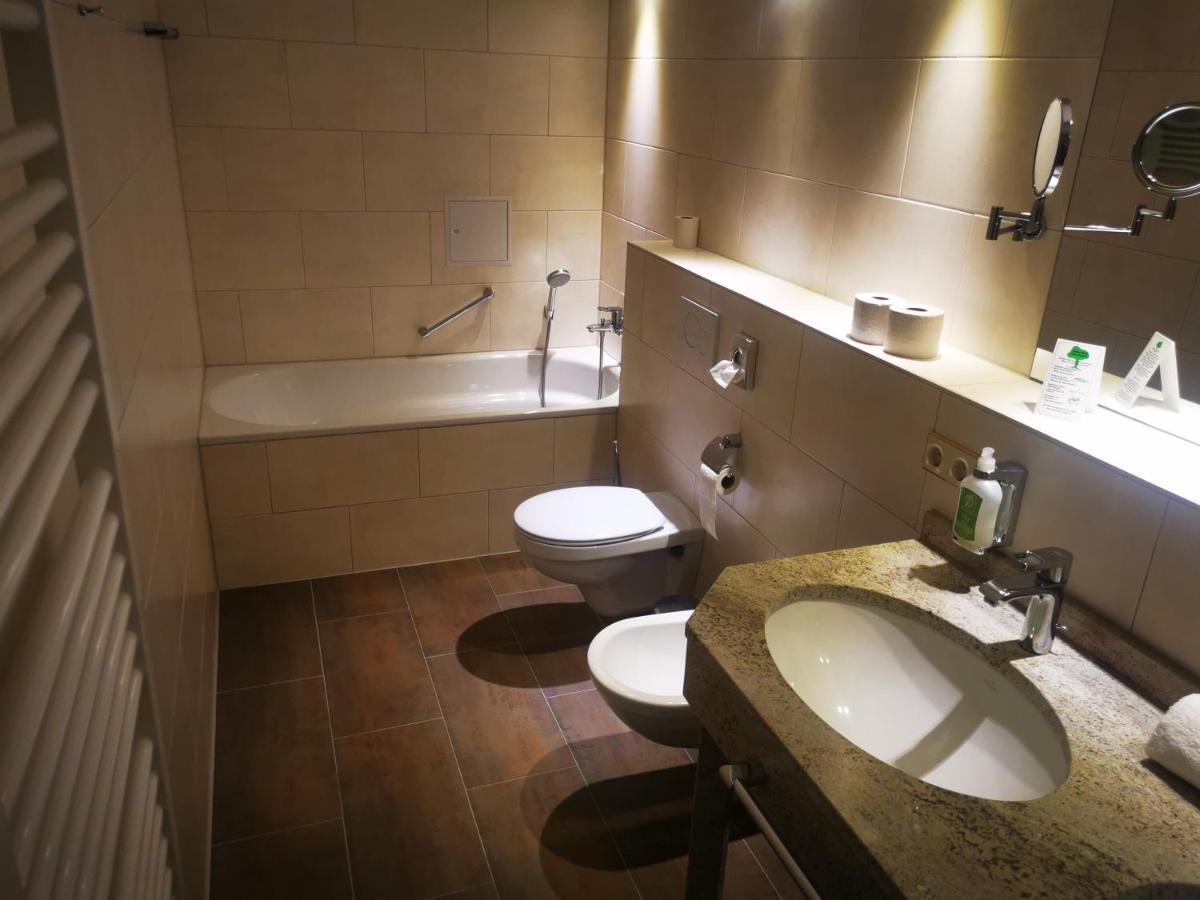 Hotel Hanseatischer Hof Любек Екстер'єр фото