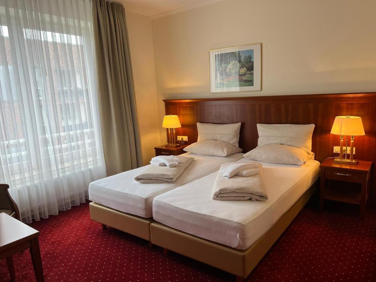 Hotel Hanseatischer Hof Любек Екстер'єр фото