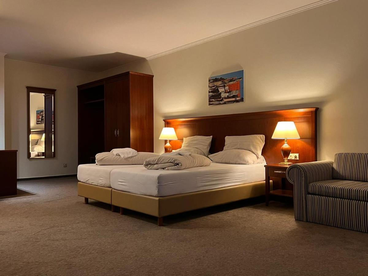 Hotel Hanseatischer Hof Любек Екстер'єр фото