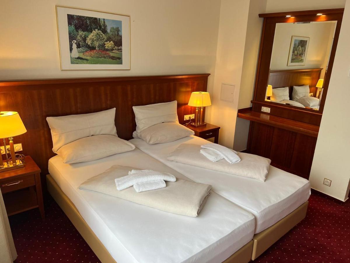 Hotel Hanseatischer Hof Любек Екстер'єр фото