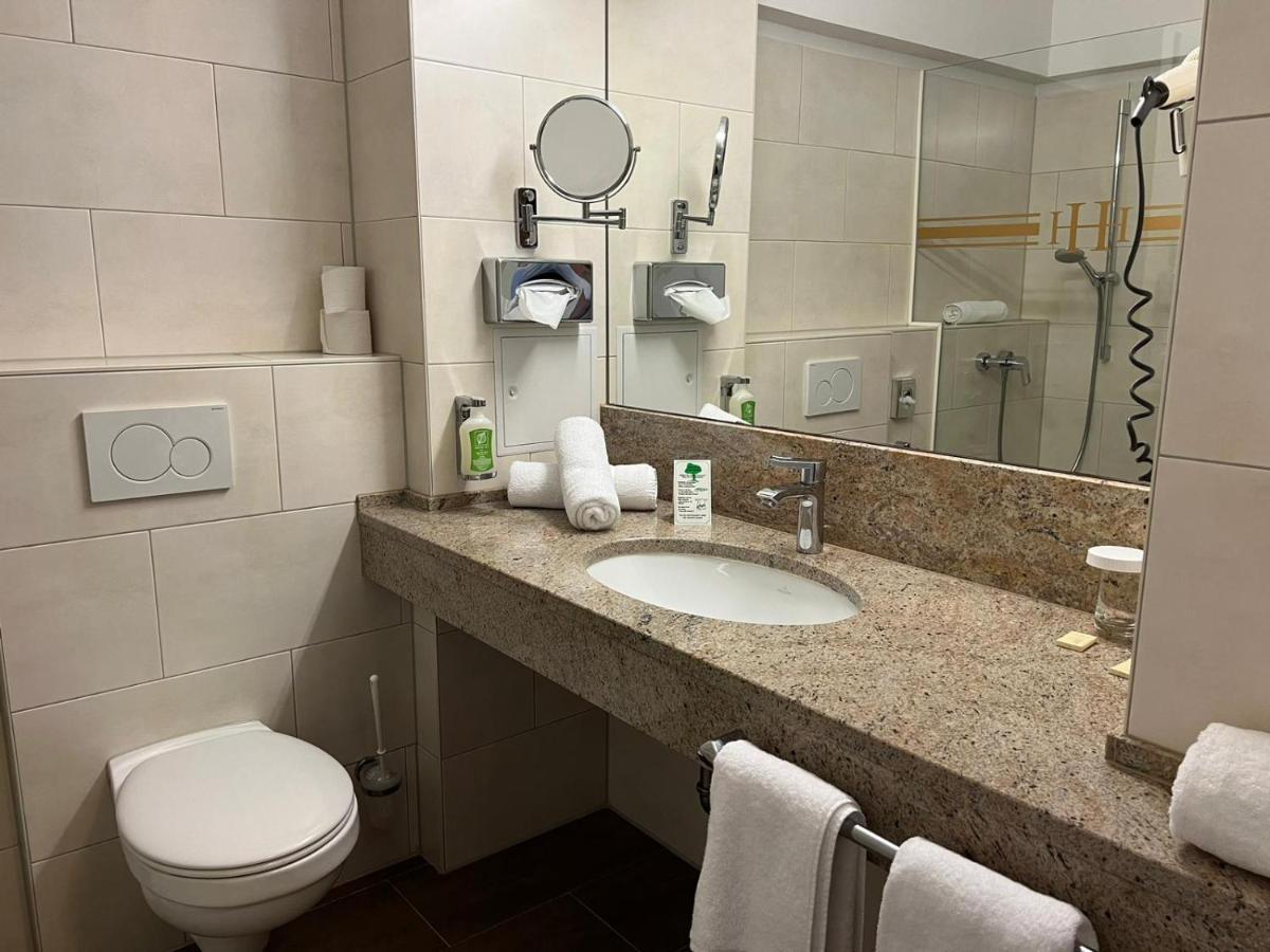 Hotel Hanseatischer Hof Любек Екстер'єр фото